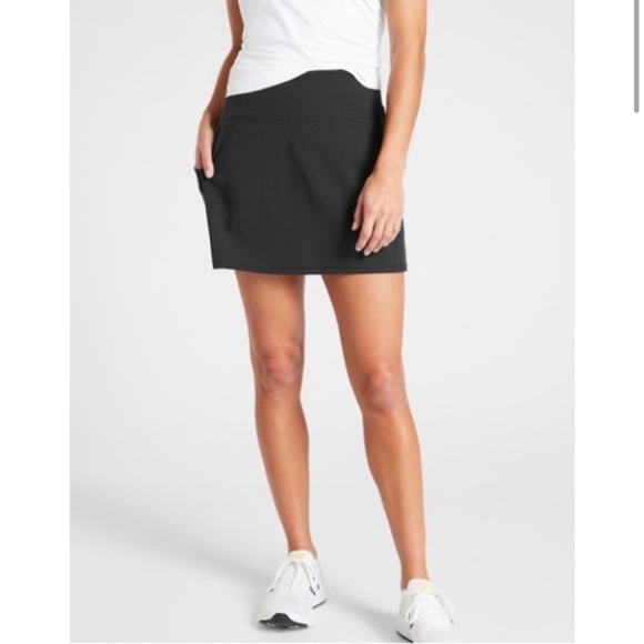 Athleta Action Skort In Dobby 14.5" in Black - Size S - Picture 2 of 11